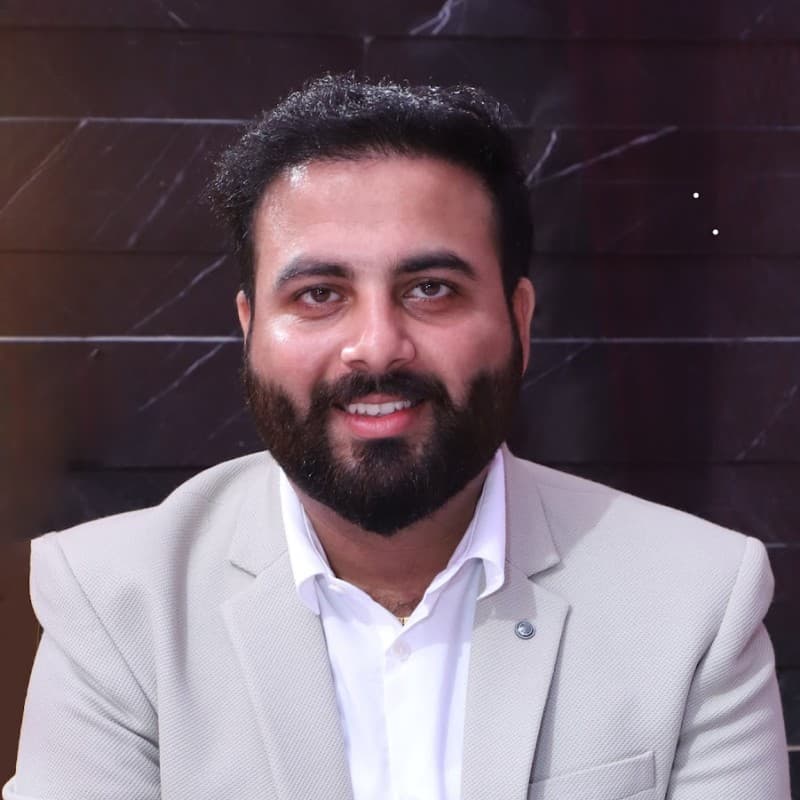 Vikrant Rathour, Chief Technology Officer